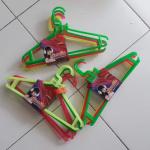 Hanger Evalia - Hanger Plastik Blueshark